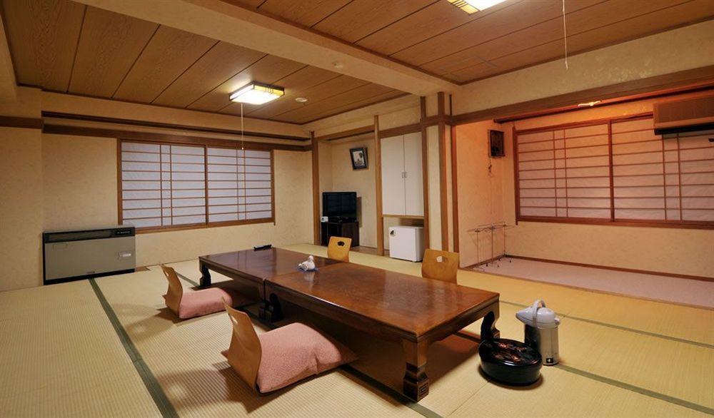 Kawamotoya Hotel Nozawaonsen Exterior photo
